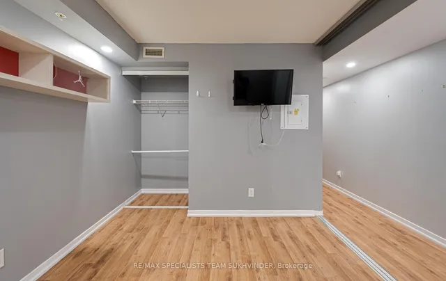 Additional image 13 of 20 Joe Shuster Way Unit 408