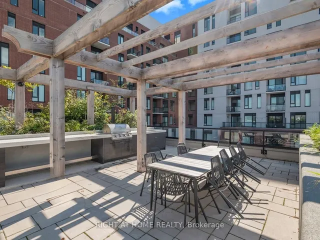 Additional image 46 of 3100 Keele St Unit 612