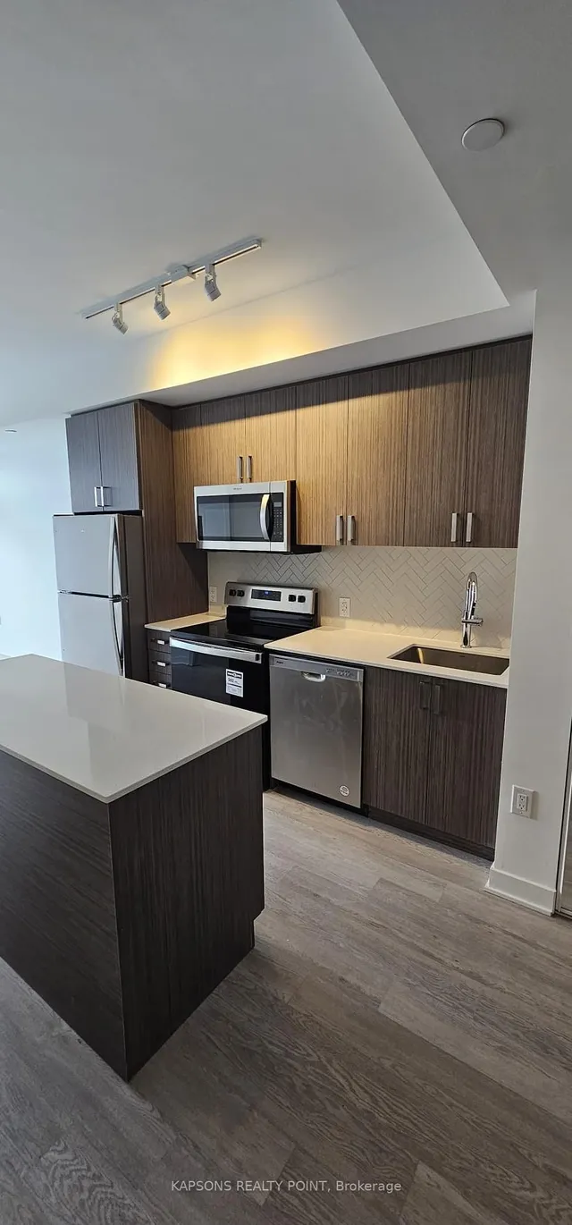 Additional image 8 of 2782 Barton St Unit 511