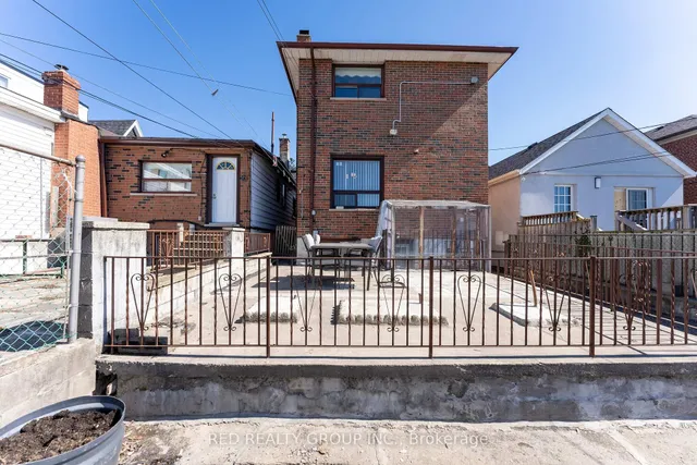 Additional image 43 of 532 Westmount Ave