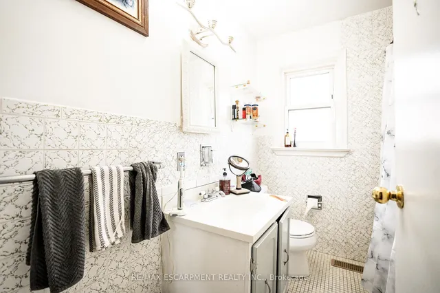 Additional image 13 of 21 Shynal Ave