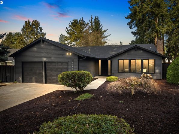 12039 SW Taylor Ct, Portland, OR 97225