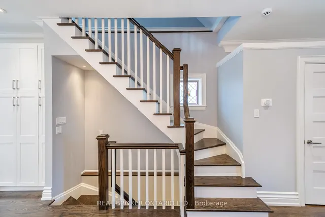 Additional image 11 of 194 Lee Ave