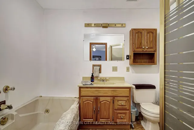 Additional image 15 of 1961 5th Con Rd