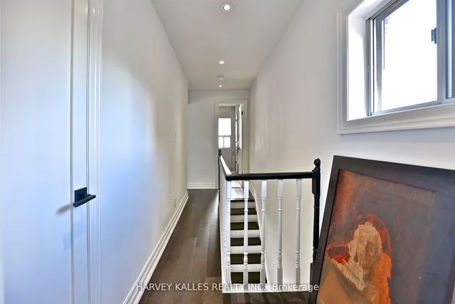 Additional image 26 of 15 Markham St