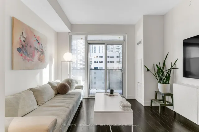 Additional image 8 of 330 Richmond St Unit 921