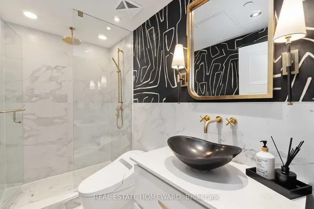 Additional image 4 of 32 Davenport Rd Unit 1401