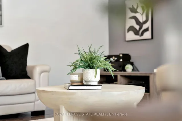 Additional image 22 of 7 Bocelli Cres