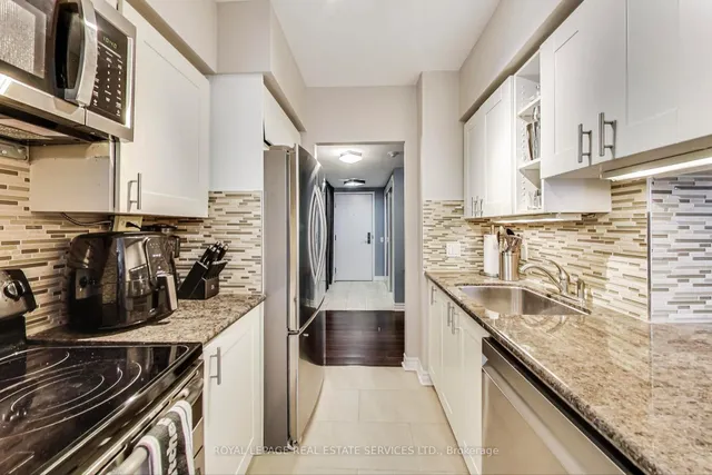 Additional image 7 of 71 Simcoe St Unit 1005