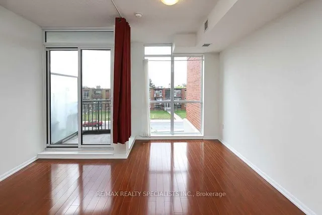 Additional image 12 of 800 Lawrence Ave Unit 216