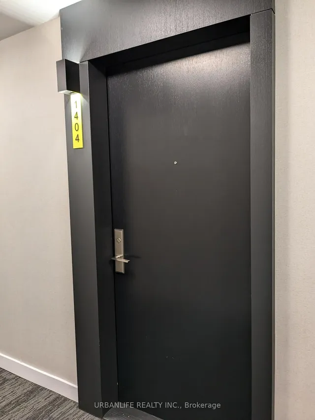 Additional image 21 of 158 Front St Unit 1404