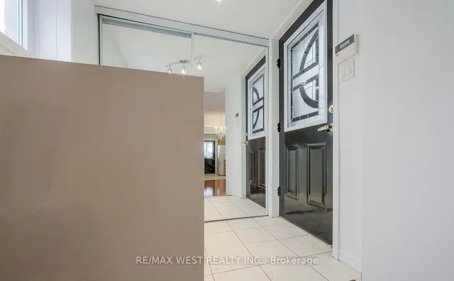 Additional image 15 of 901 Kennedy Rd Unit 26