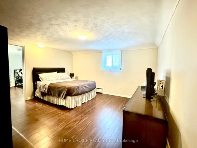 Additional image 31 of 48 South Woodrow Blvd