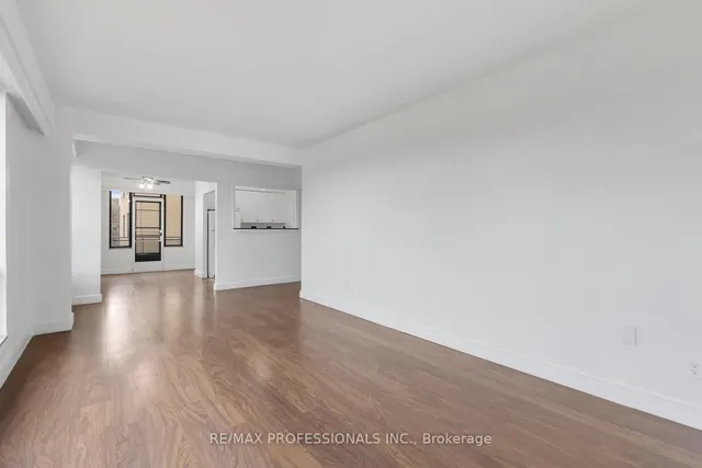 Additional image 14 of 740 Eglinton Ave Unit 404