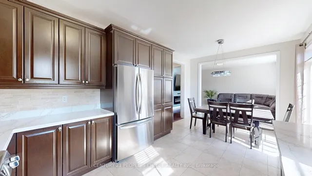 Additional image 18 of 32 Intrigue Tr