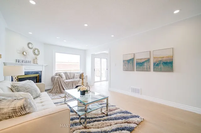 Additional image 16 of 27 Fano Dr