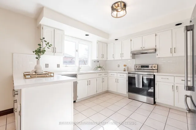 Additional image 11 of 7 Chert Ave