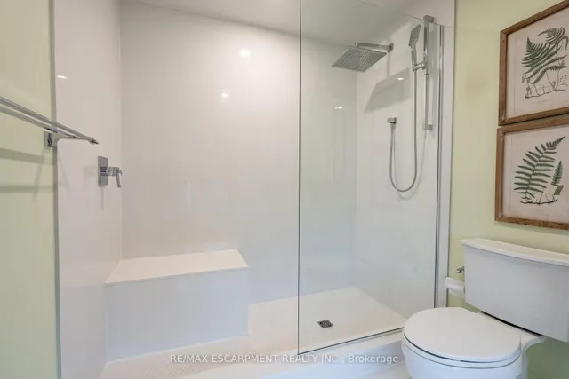 Additional image 21 of 91 Edgewater Dr