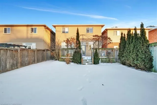 Additional image 43 of 94 Irwin Ave