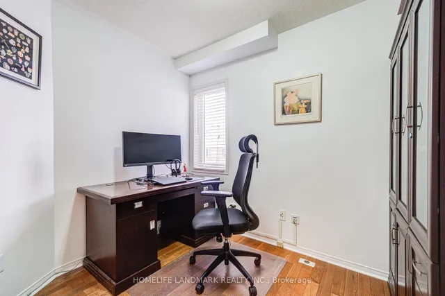 Additional image 27 of 83 Mondeo Dr Unit 212