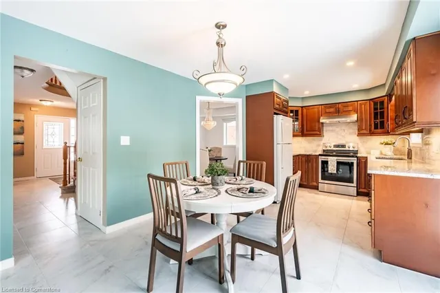 Additional image 11 of 13 Waterwheel Cres