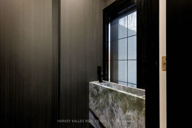 Additional image 26 of 233 MacPherson Ave