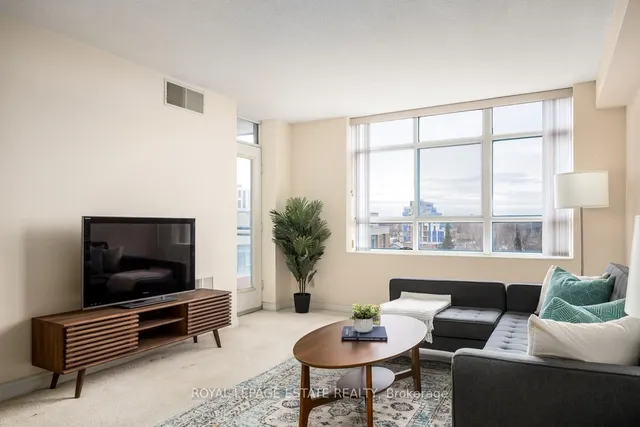 Additional image 7 of 1091 Kingston Rd Unit 813