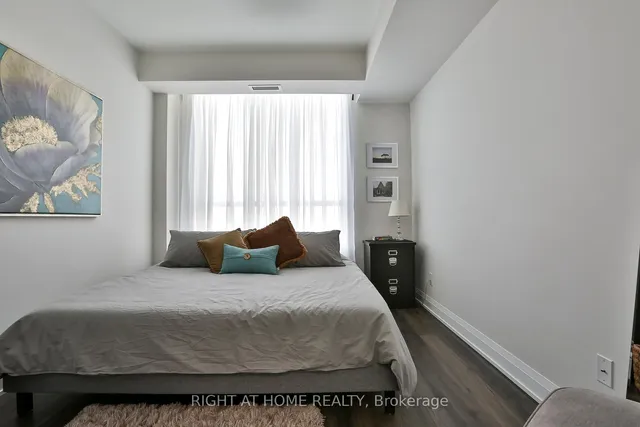 Additional image 15 of 3655 Kingston Rd Unit 910