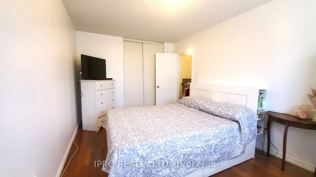 Additional image 18 of 6 Carisbrooke Crt Unit 6