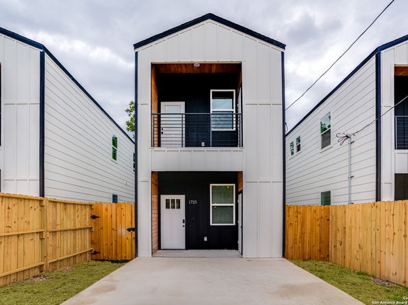 Primary image of 1725 E Crockett St, San Antonio, TX 78202