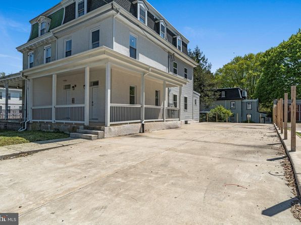 32 W Seymour St, Philadelphia, PA 19144