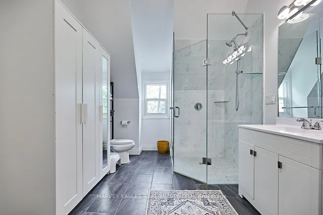 Additional image 25 of 87 Oxford St