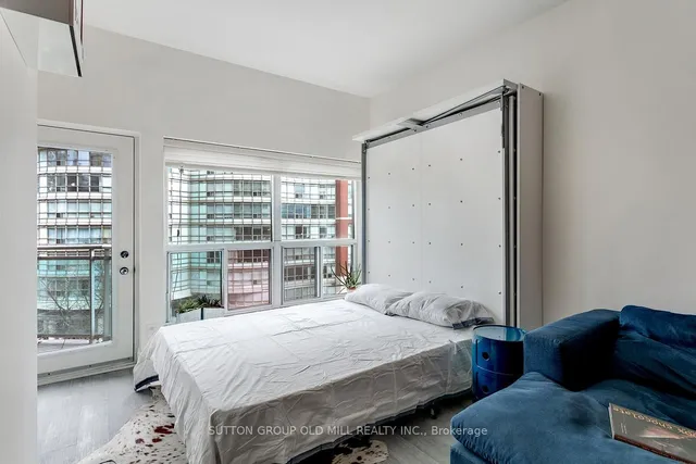 Additional image 19 of 600 Queens Quay Unit 606