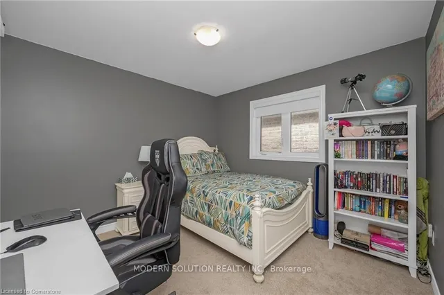 Additional image 35 of 142 IRWIN Ave