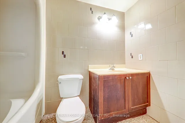 Additional image 16 of 401 Sewells Rd Unit 57