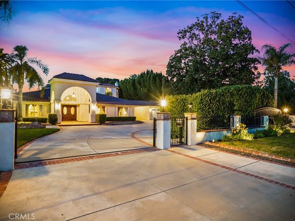 Primary image of 10655 Camarillo St, North Hollywood, CA 91602