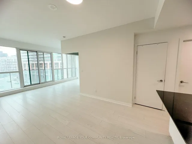 Additional image 5 of 150 East Liberty St Unit 618