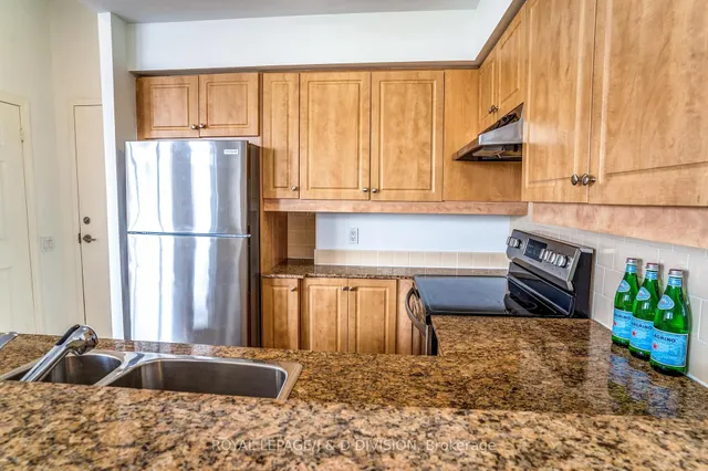 Additional image 16 of 451 Rosewell Ave Unit 601