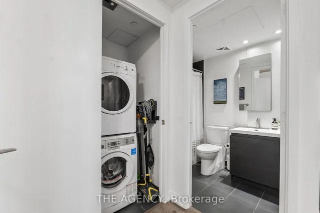 Additional image 16 of 1030 King St Unit 1113