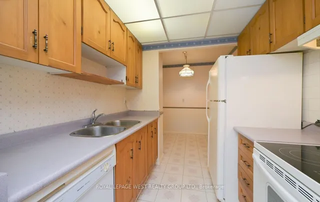 Additional image 17 of 299 Mill Rd Unit 1005