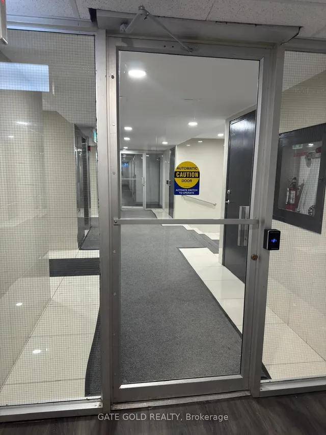 Additional image 19 of 1624 Bloor St Unit 17