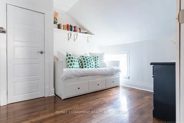 Additional image 32 of 55 Cheever St