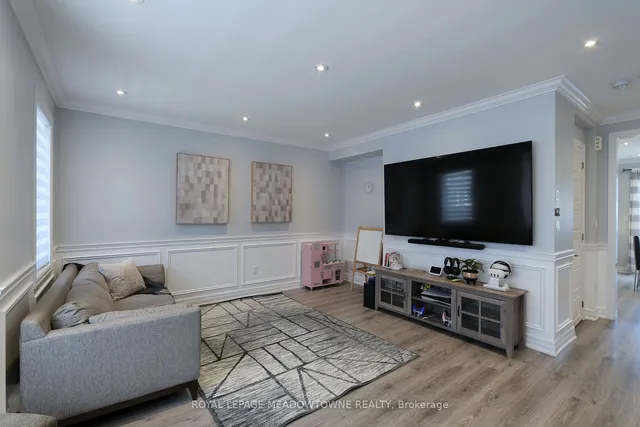 Additional image 7 of 3035 Creekshore Common N/A