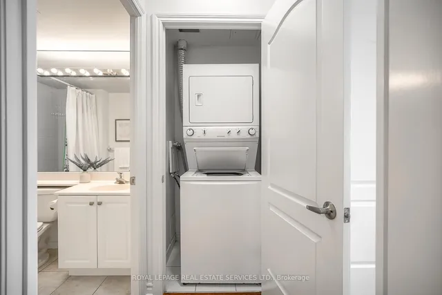 Additional image 27 of 18 William Carson Cres Unit 811