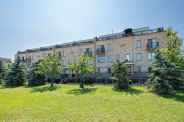 16 Foundry Ave Unit 102