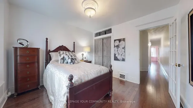 Additional image 27 of 40 Cloverdale Rd