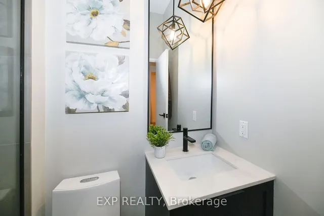 Additional image 30 of 11 Rebecca St Unit 204