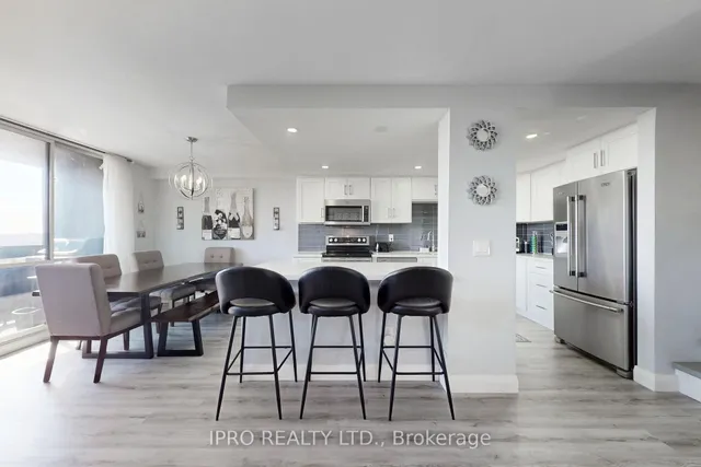 11 Wincott Dr Unit 1111