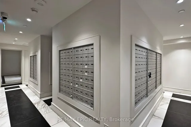 Additional image 27 of 955 Bay St Unit 409