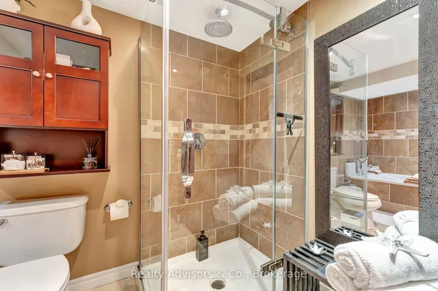 Additional image 34 of 924 Union St